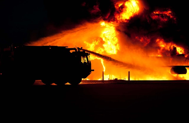 hasičské auto pri požiari